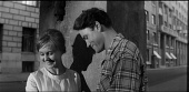 Шумный день трейлер (1960)